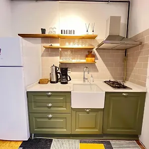 The Pillo Mansion Apartment